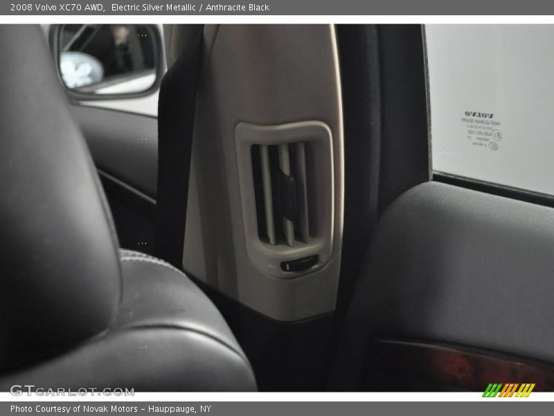 Electric Silver Metallic / Anthracite Black 2008 Volvo XC70 AWD