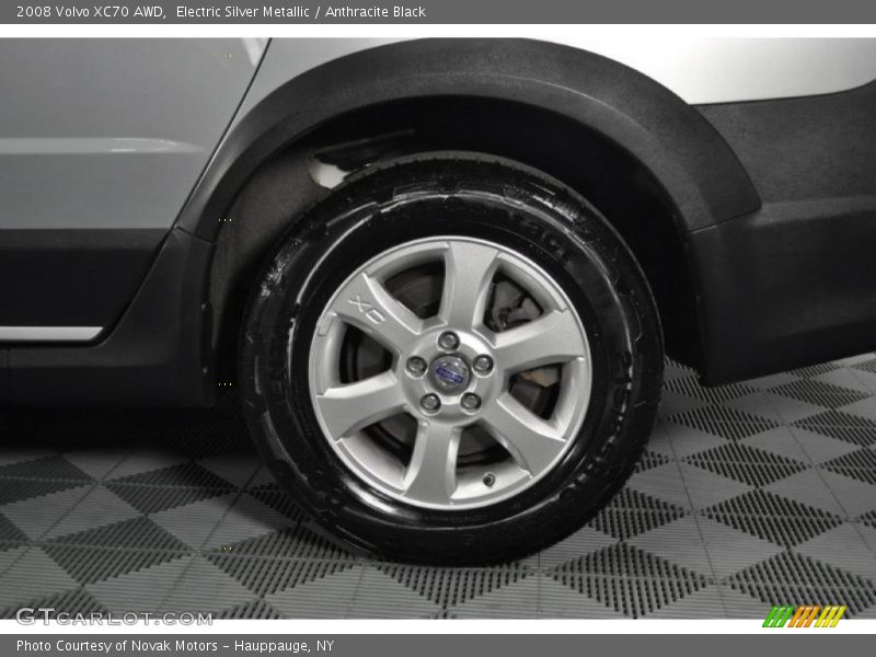 Electric Silver Metallic / Anthracite Black 2008 Volvo XC70 AWD
