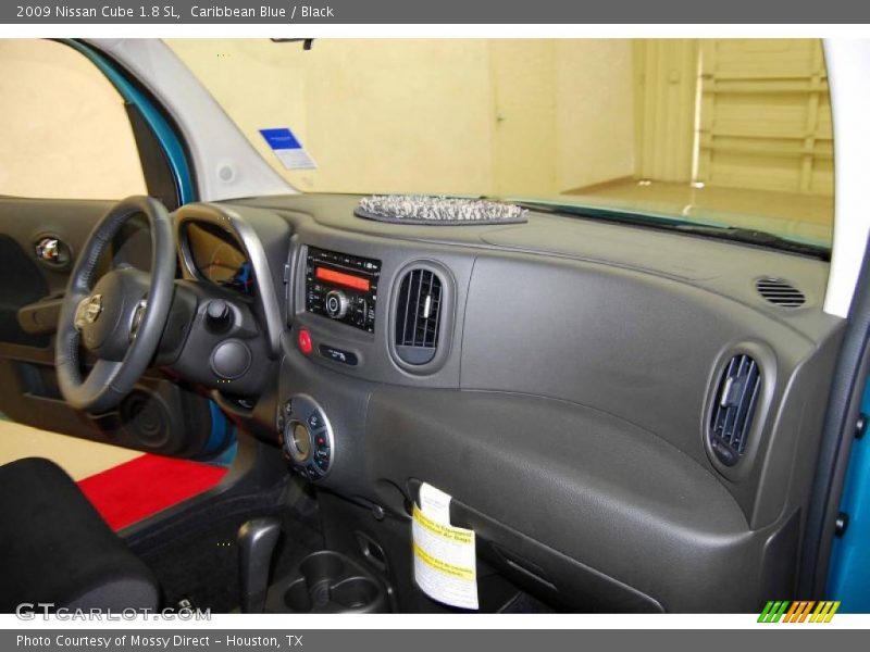 Caribbean Blue / Black 2009 Nissan Cube 1.8 SL