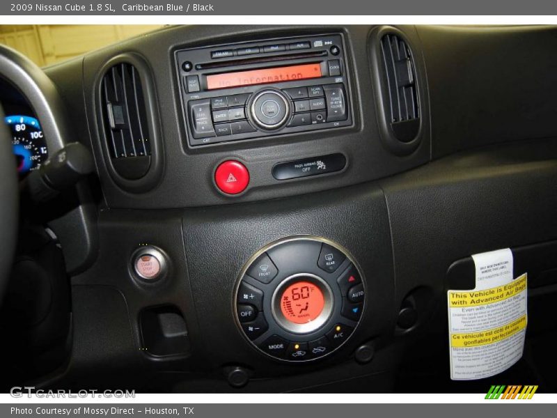 Caribbean Blue / Black 2009 Nissan Cube 1.8 SL