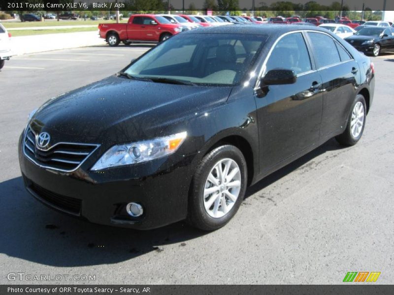 Black / Ash 2011 Toyota Camry XLE V6