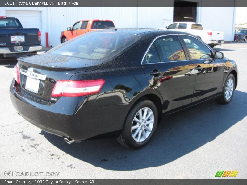 Black / Ash 2011 Toyota Camry XLE V6
