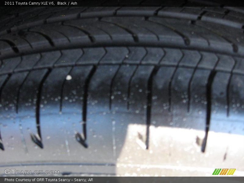 Black / Ash 2011 Toyota Camry XLE V6