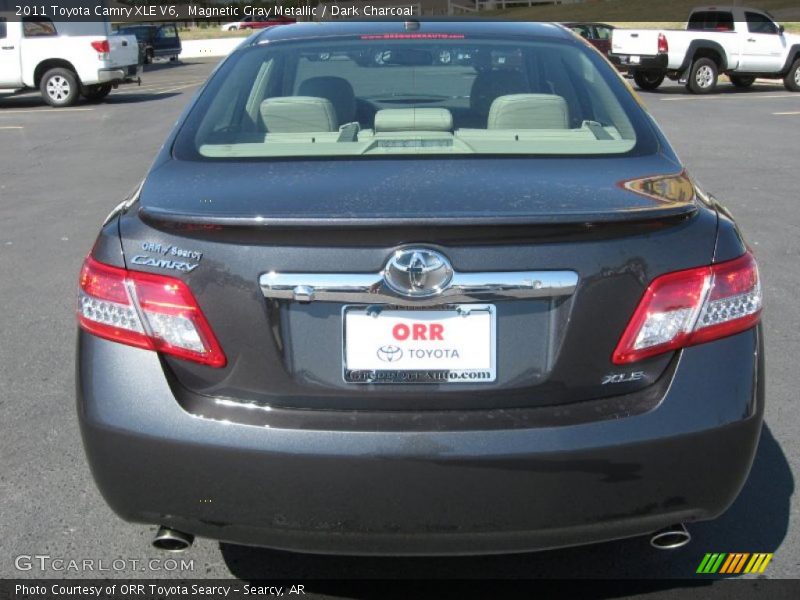 Magnetic Gray Metallic / Dark Charcoal 2011 Toyota Camry XLE V6