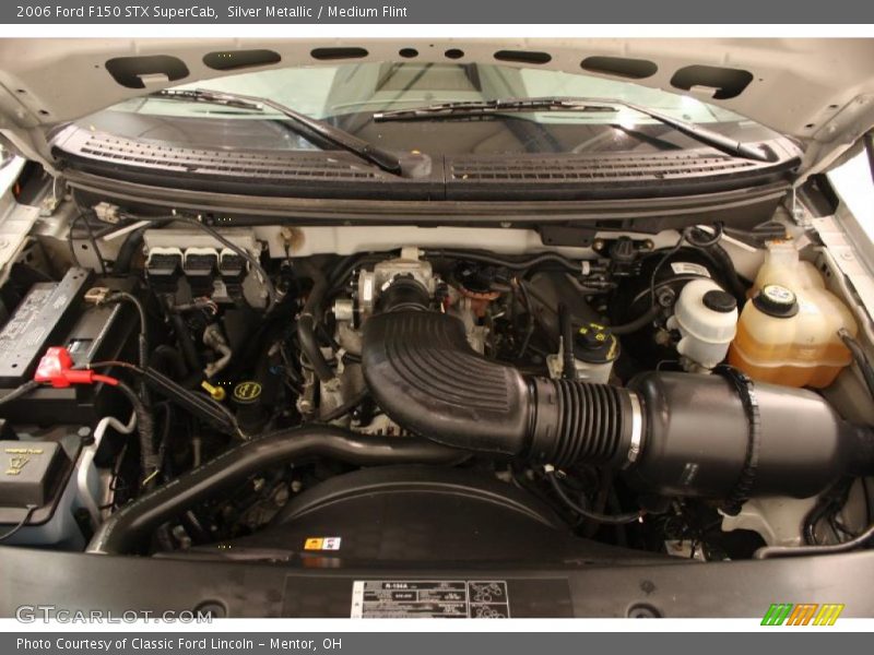 Silver Metallic / Medium Flint 2006 Ford F150 STX SuperCab