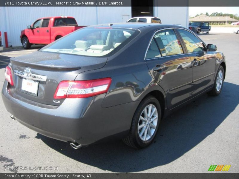Magnetic Gray Metallic / Dark Charcoal 2011 Toyota Camry XLE V6