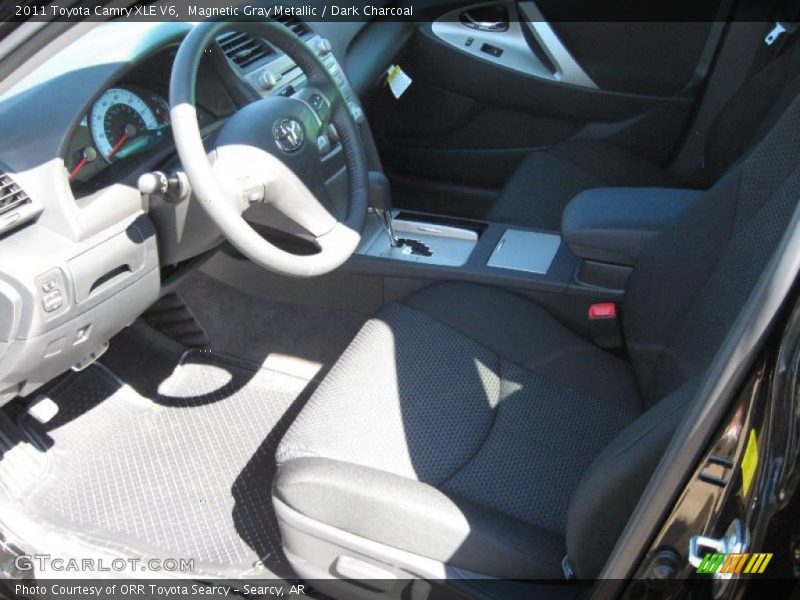 Magnetic Gray Metallic / Dark Charcoal 2011 Toyota Camry XLE V6