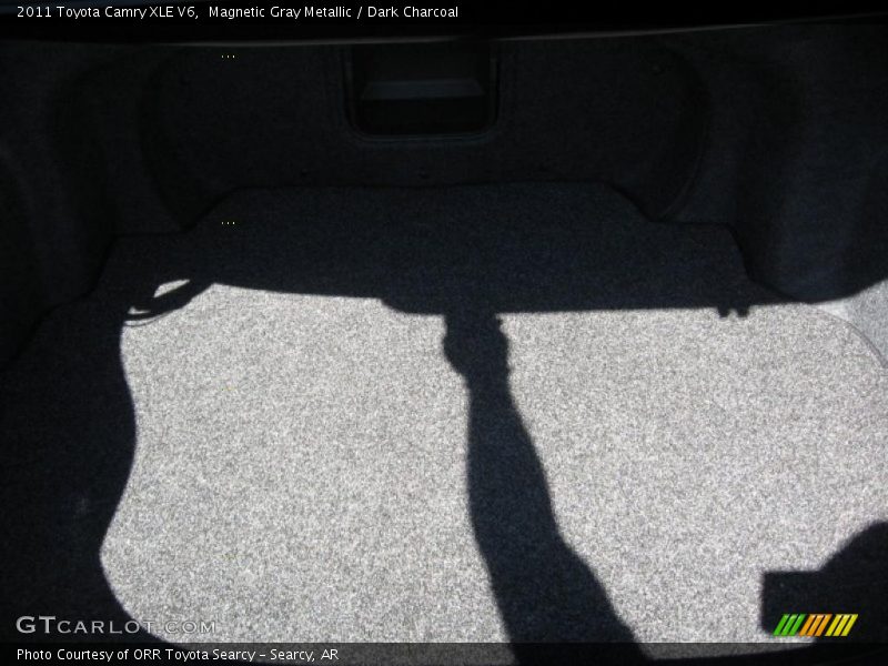 Magnetic Gray Metallic / Dark Charcoal 2011 Toyota Camry XLE V6