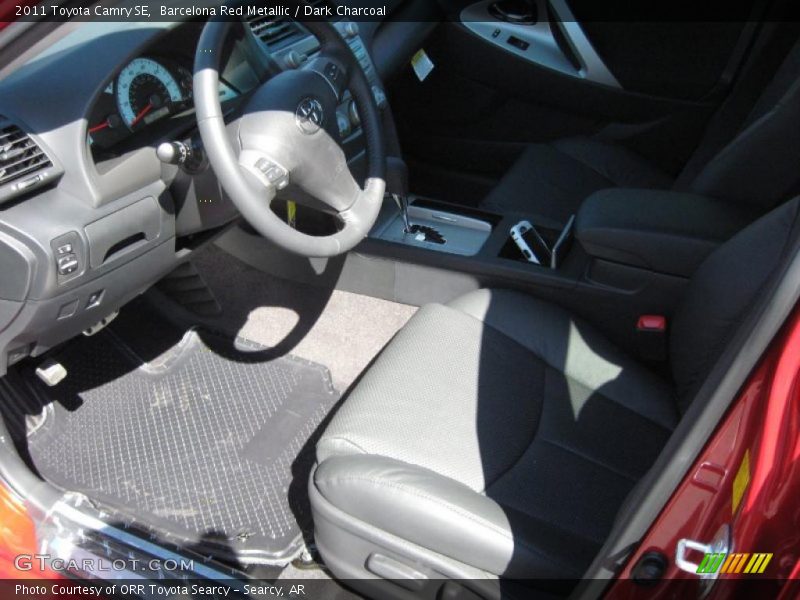 Barcelona Red Metallic / Dark Charcoal 2011 Toyota Camry SE