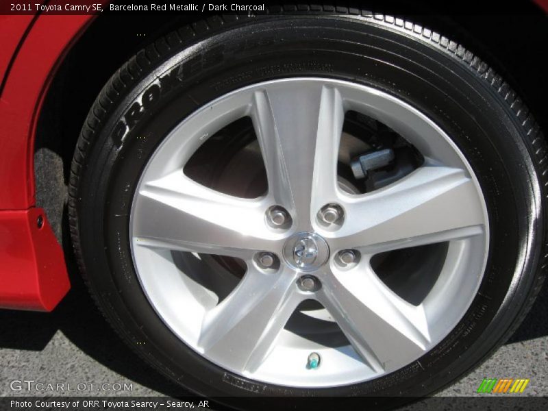 Barcelona Red Metallic / Dark Charcoal 2011 Toyota Camry SE