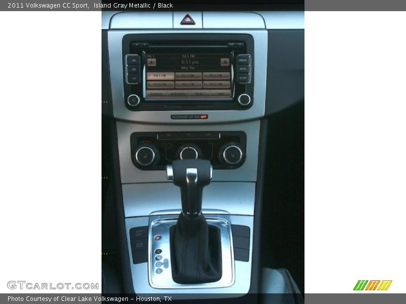 Island Gray Metallic / Black 2011 Volkswagen CC Sport
