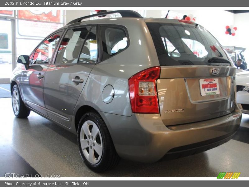 Titanium Gray / Gray 2009 Kia Rondo LX