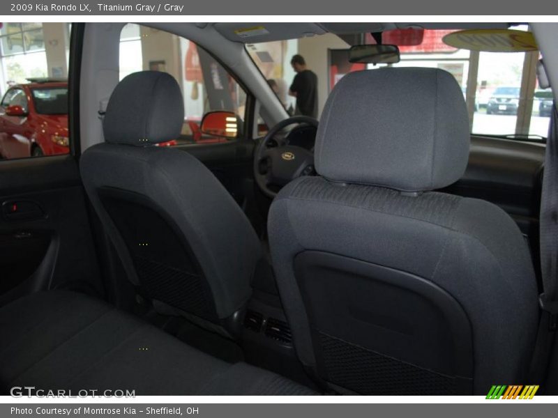 Titanium Gray / Gray 2009 Kia Rondo LX