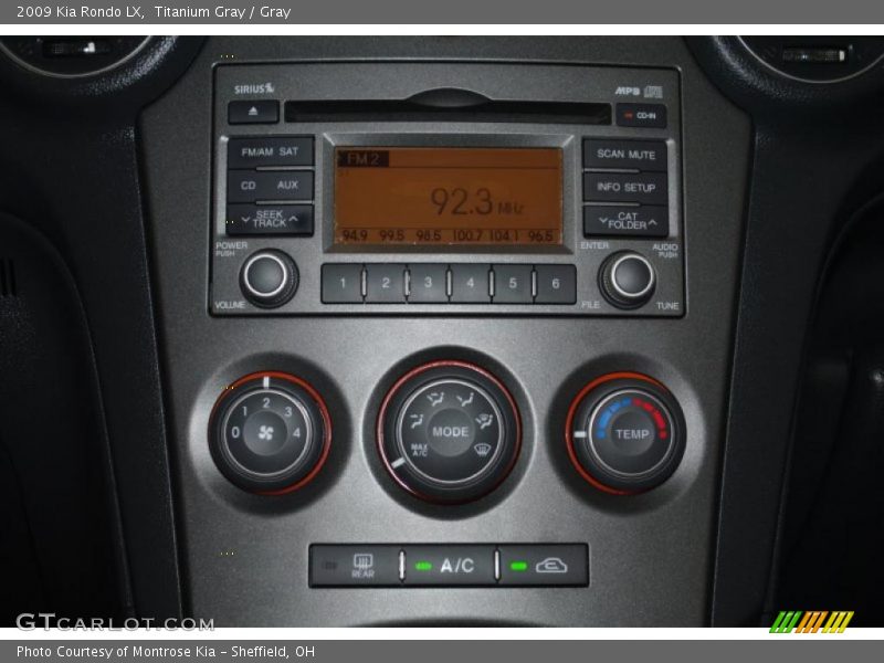 Titanium Gray / Gray 2009 Kia Rondo LX