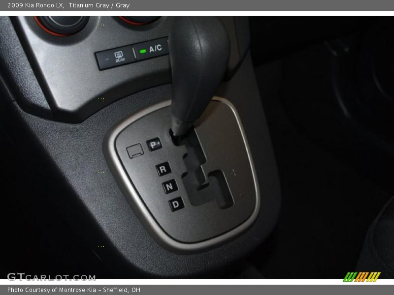 Titanium Gray / Gray 2009 Kia Rondo LX
