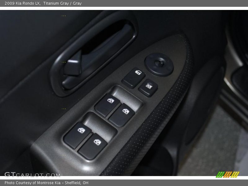 Titanium Gray / Gray 2009 Kia Rondo LX