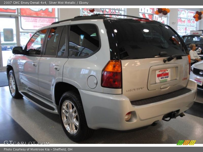 Silver Mist Metallic / Ebony 2007 GMC Envoy Denali 4x4
