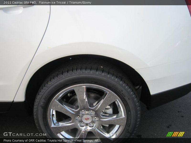 Platinum Ice Tricoat / Titanium/Ebony 2011 Cadillac SRX FWD