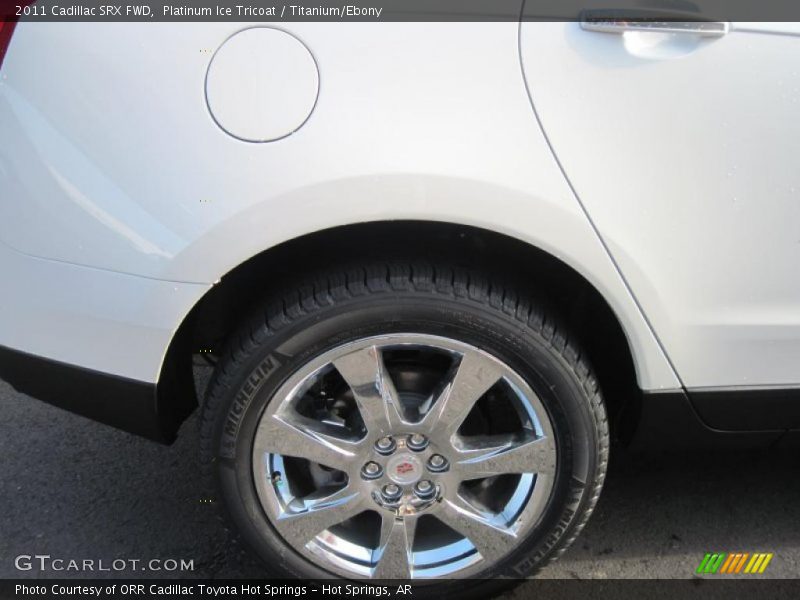 Platinum Ice Tricoat / Titanium/Ebony 2011 Cadillac SRX FWD