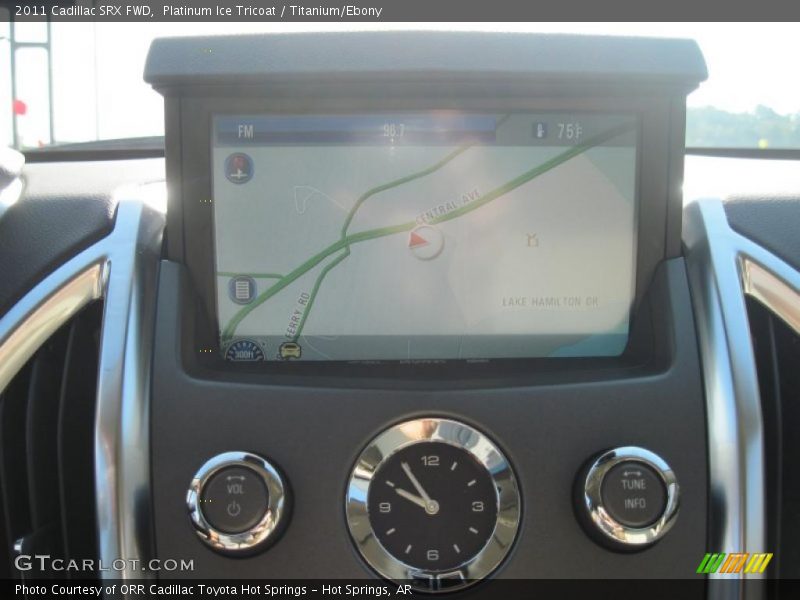 Platinum Ice Tricoat / Titanium/Ebony 2011 Cadillac SRX FWD