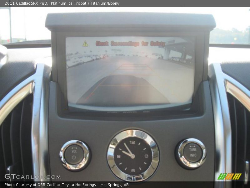 Platinum Ice Tricoat / Titanium/Ebony 2011 Cadillac SRX FWD