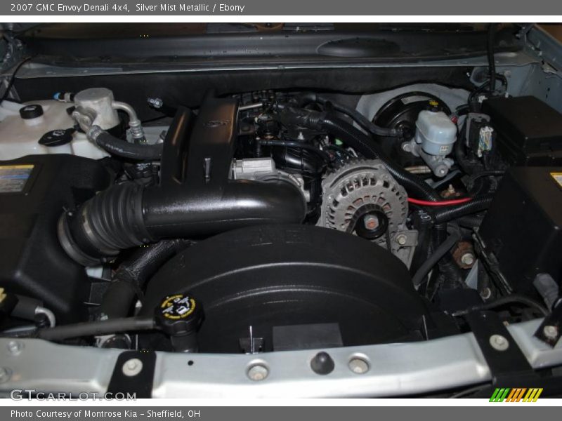 Silver Mist Metallic / Ebony 2007 GMC Envoy Denali 4x4
