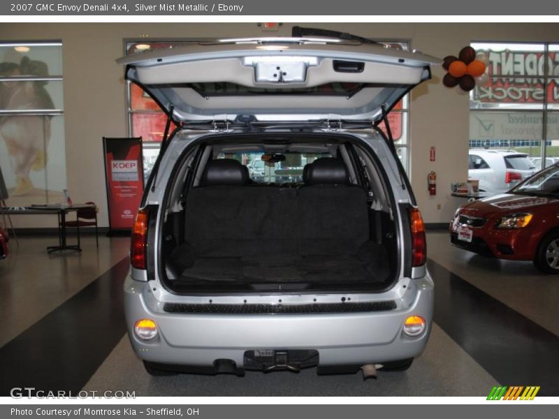Silver Mist Metallic / Ebony 2007 GMC Envoy Denali 4x4