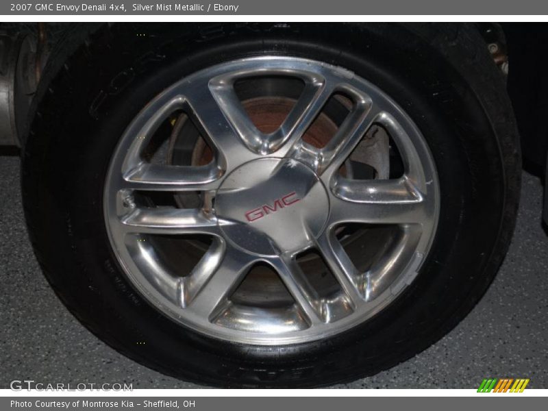 Silver Mist Metallic / Ebony 2007 GMC Envoy Denali 4x4