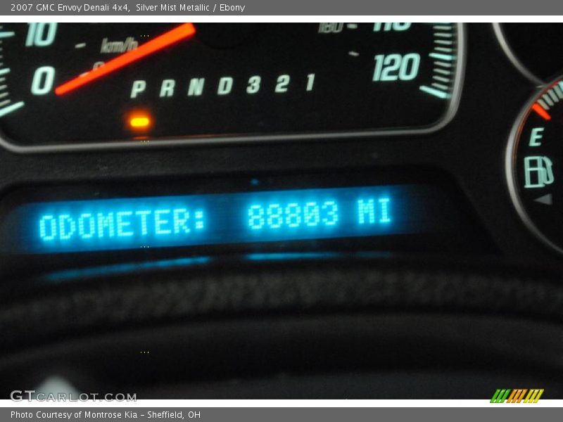 Silver Mist Metallic / Ebony 2007 GMC Envoy Denali 4x4