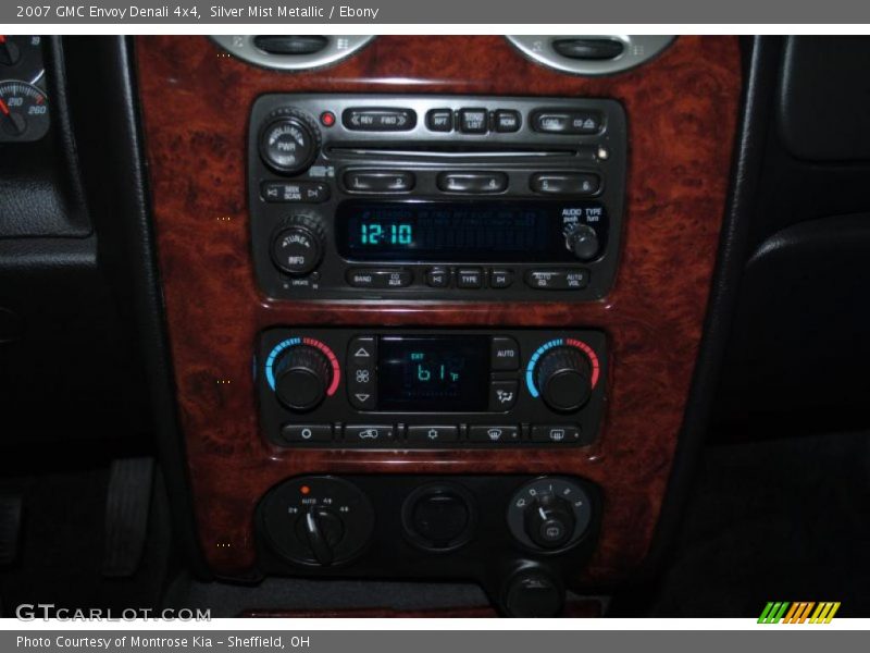 Silver Mist Metallic / Ebony 2007 GMC Envoy Denali 4x4