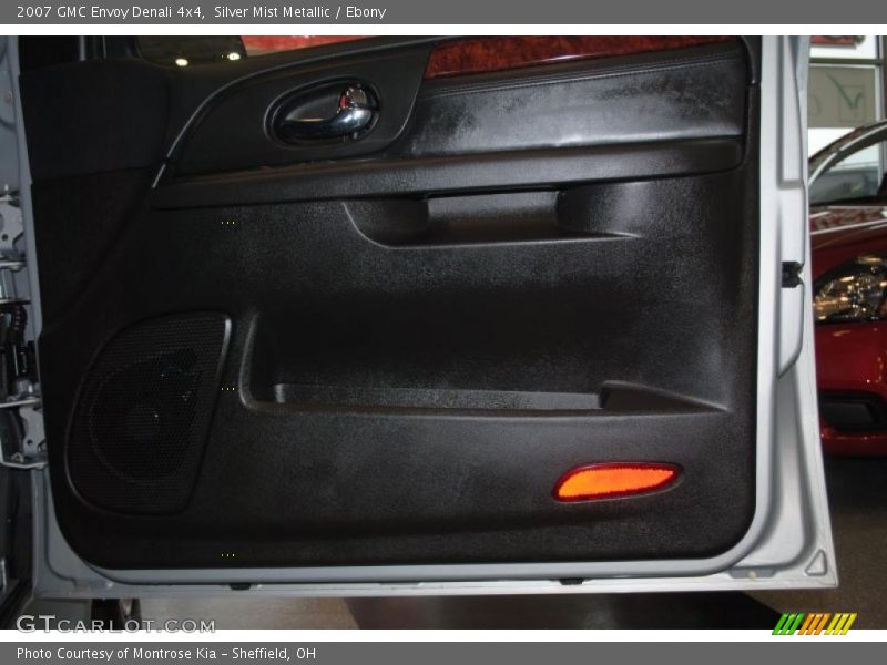 Silver Mist Metallic / Ebony 2007 GMC Envoy Denali 4x4