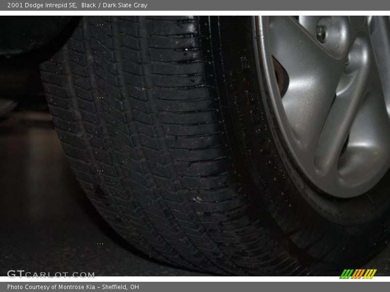 Black / Dark Slate Gray 2001 Dodge Intrepid SE