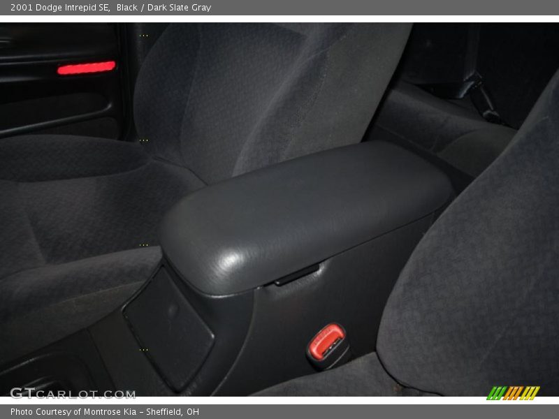 Black / Dark Slate Gray 2001 Dodge Intrepid SE