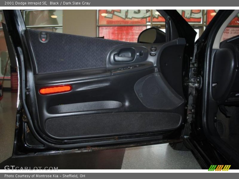 Black / Dark Slate Gray 2001 Dodge Intrepid SE