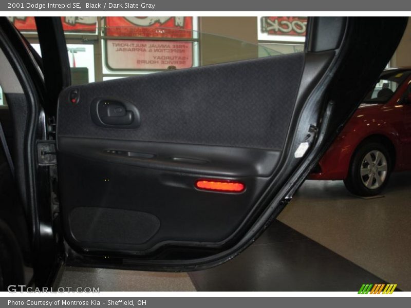 Black / Dark Slate Gray 2001 Dodge Intrepid SE