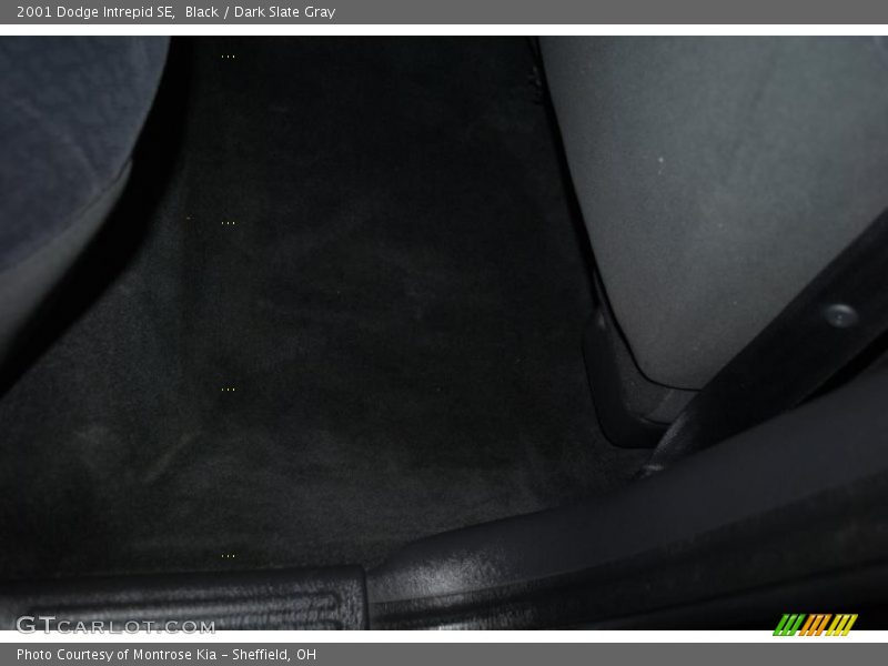 Black / Dark Slate Gray 2001 Dodge Intrepid SE