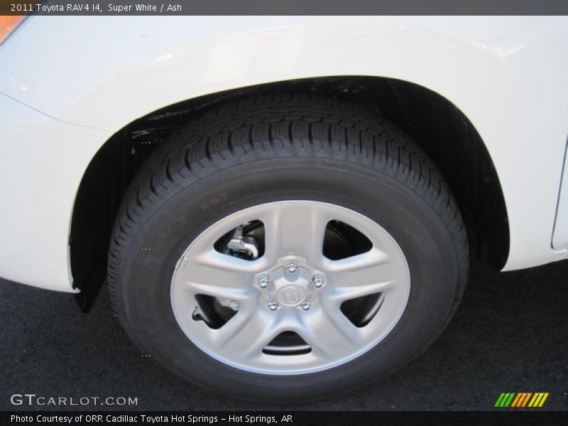 Super White / Ash 2011 Toyota RAV4 I4