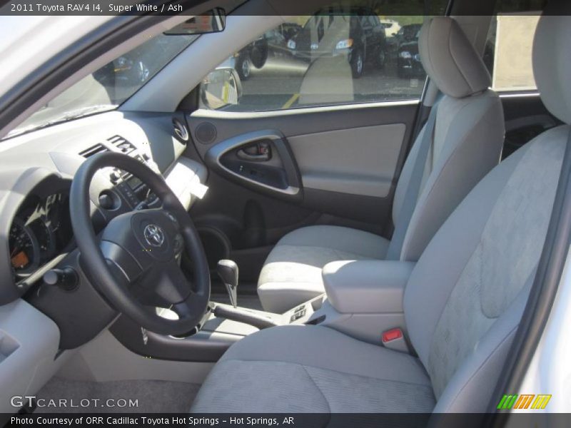 Super White / Ash 2011 Toyota RAV4 I4