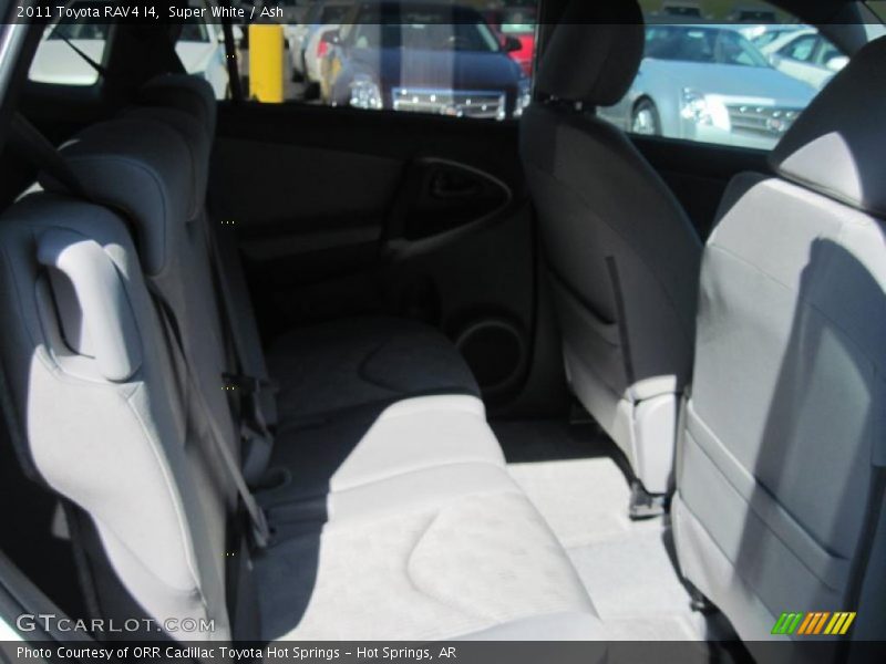 Super White / Ash 2011 Toyota RAV4 I4