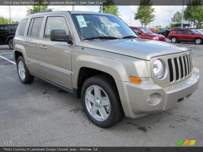 Light Sandstone Metallic / Dark Slate Gray 2010 Jeep Patriot Sport
