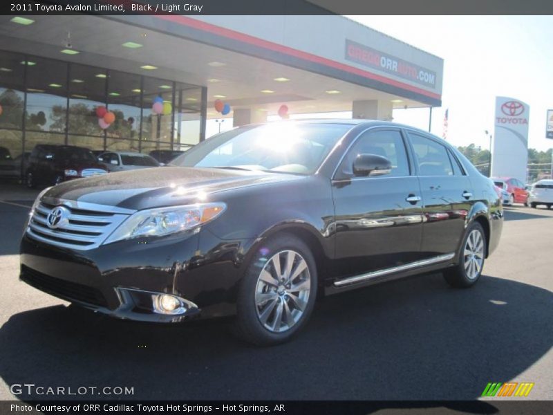 Black / Light Gray 2011 Toyota Avalon Limited