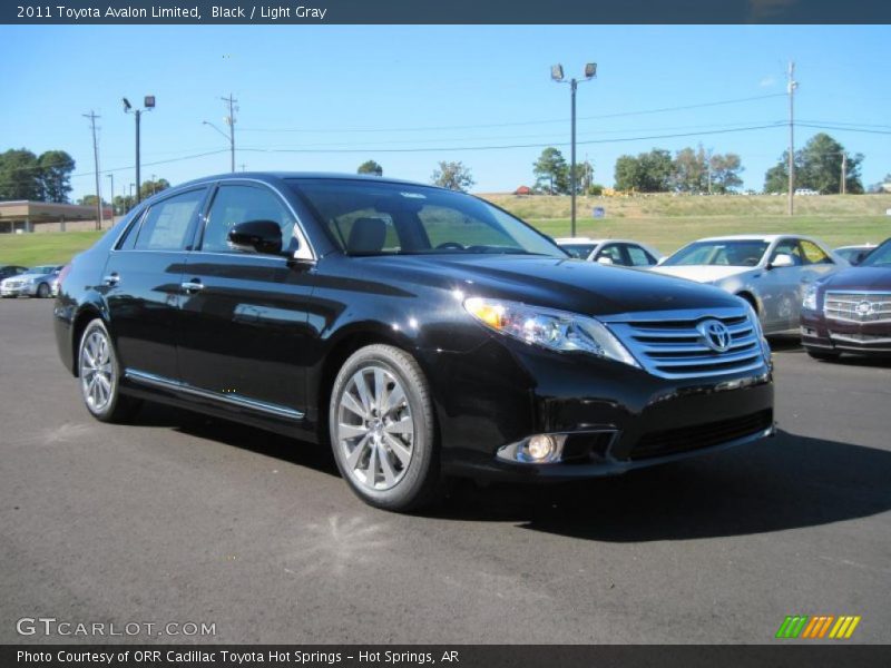 Black / Light Gray 2011 Toyota Avalon Limited