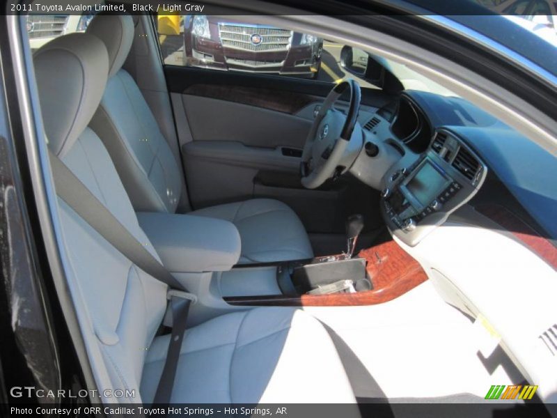 Black / Light Gray 2011 Toyota Avalon Limited