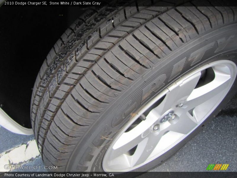 Stone White / Dark Slate Gray 2010 Dodge Charger SE