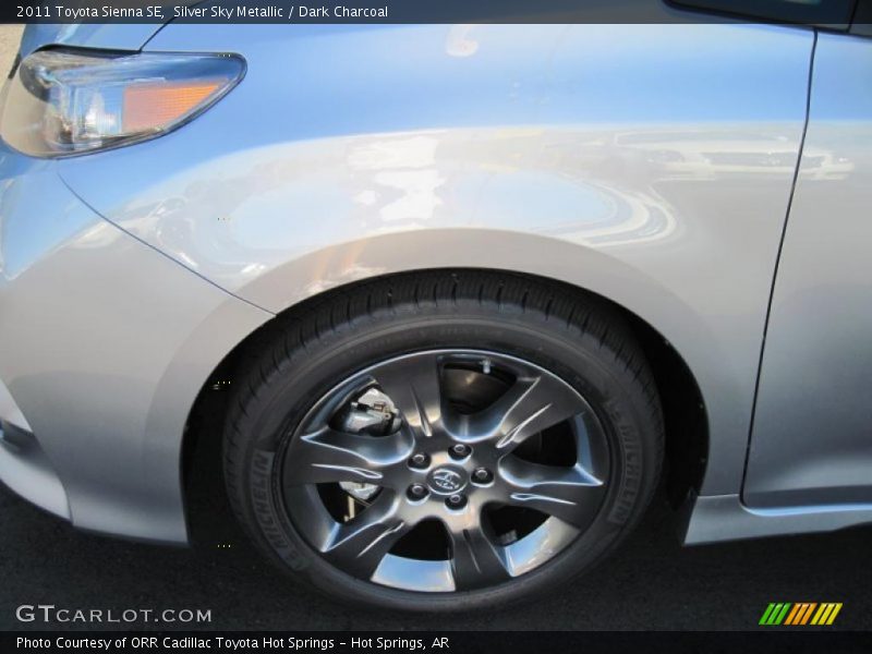 Silver Sky Metallic / Dark Charcoal 2011 Toyota Sienna SE