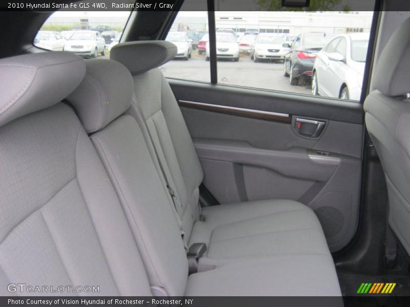 Radiant Silver / Gray 2010 Hyundai Santa Fe GLS 4WD