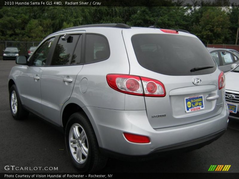Radiant Silver / Gray 2010 Hyundai Santa Fe GLS 4WD