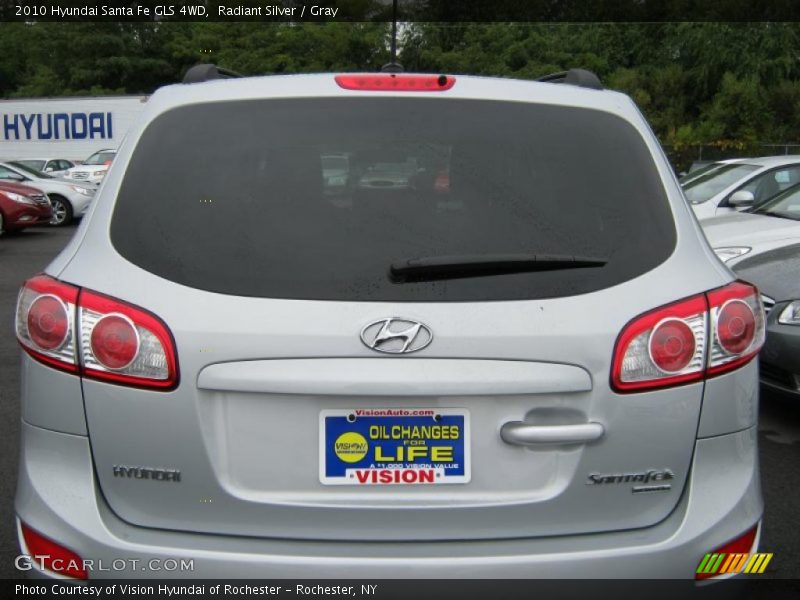Radiant Silver / Gray 2010 Hyundai Santa Fe GLS 4WD
