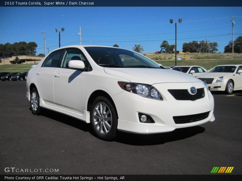 Super White / Dark Charcoal 2010 Toyota Corolla