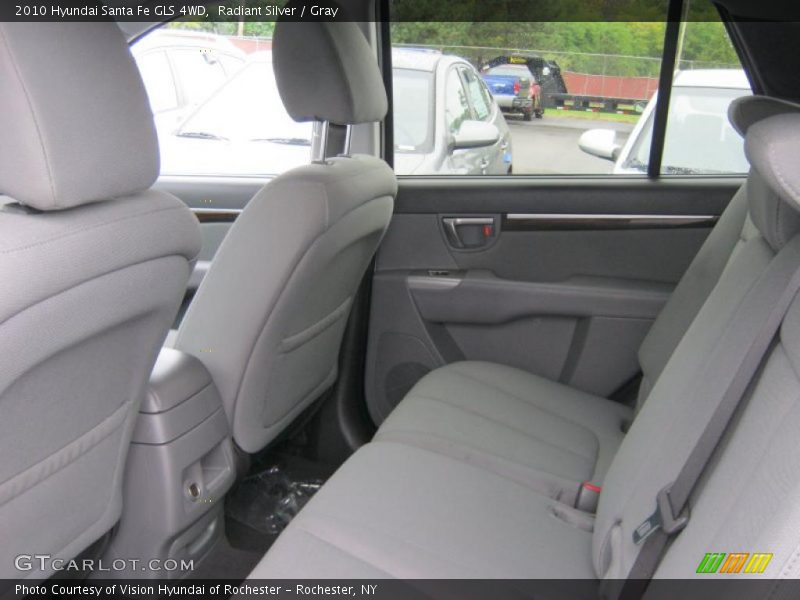 Radiant Silver / Gray 2010 Hyundai Santa Fe GLS 4WD